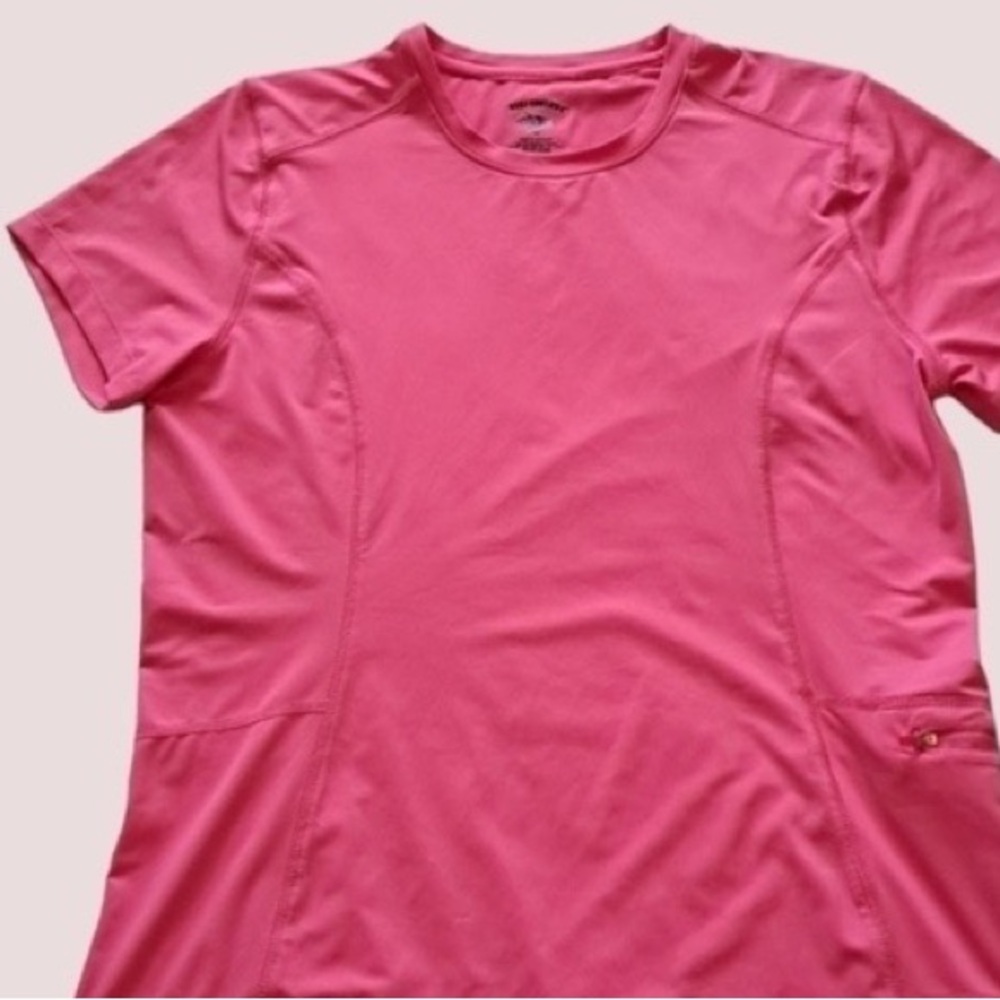 Reel Legends Women's Bright Pink Short Sleeve Performance Tee